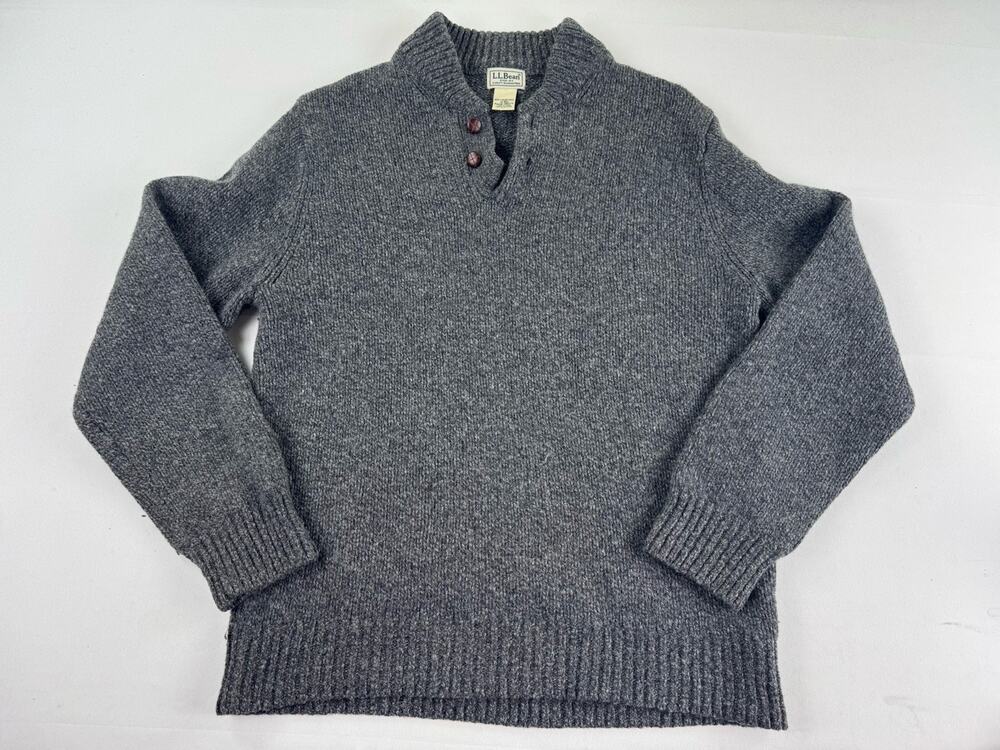 L.L.Bean Men’s Medium 100% Lambswool Sweater Gray Button Neck Pullover